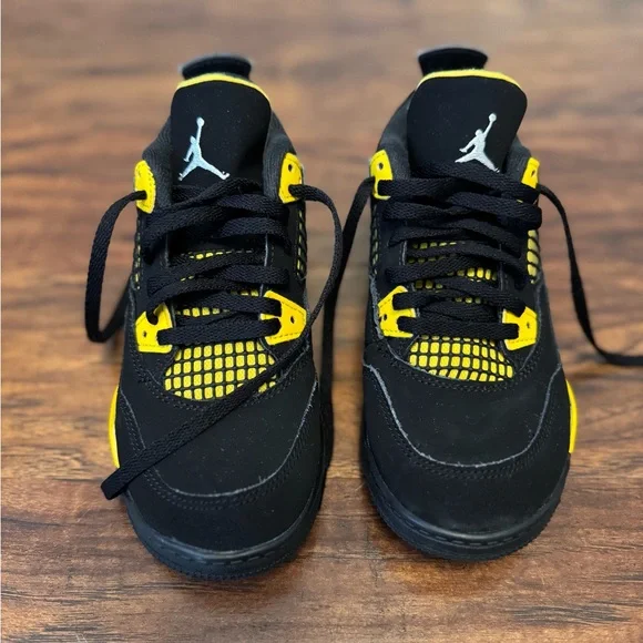 Jordan Kids Black and Yellow Sneakers